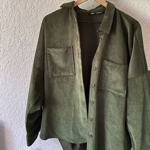 zara green shirt